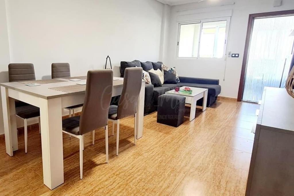 Agreable Appartement Avec Piscine Commune San Pedro del Pinatar Kültér fotó